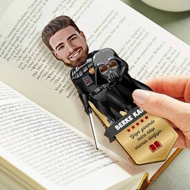 Uzaylı Kostümlü Adam Karikatürlü Kitap Ayracı - Thumbnail