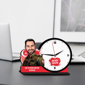  - Yakışıklı Asker Karikatürlü MDF Masa Saati
